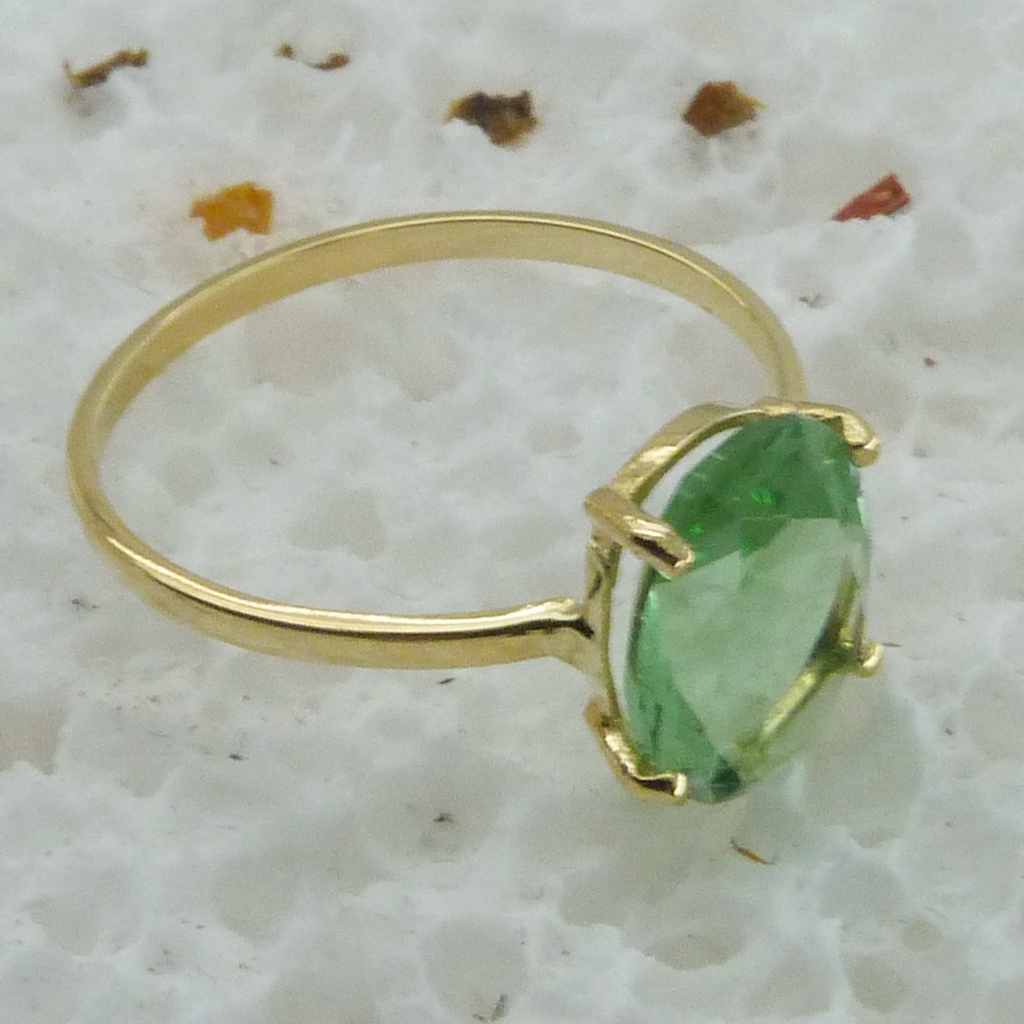 SORT.OVAL 10*8 PERIDOTO