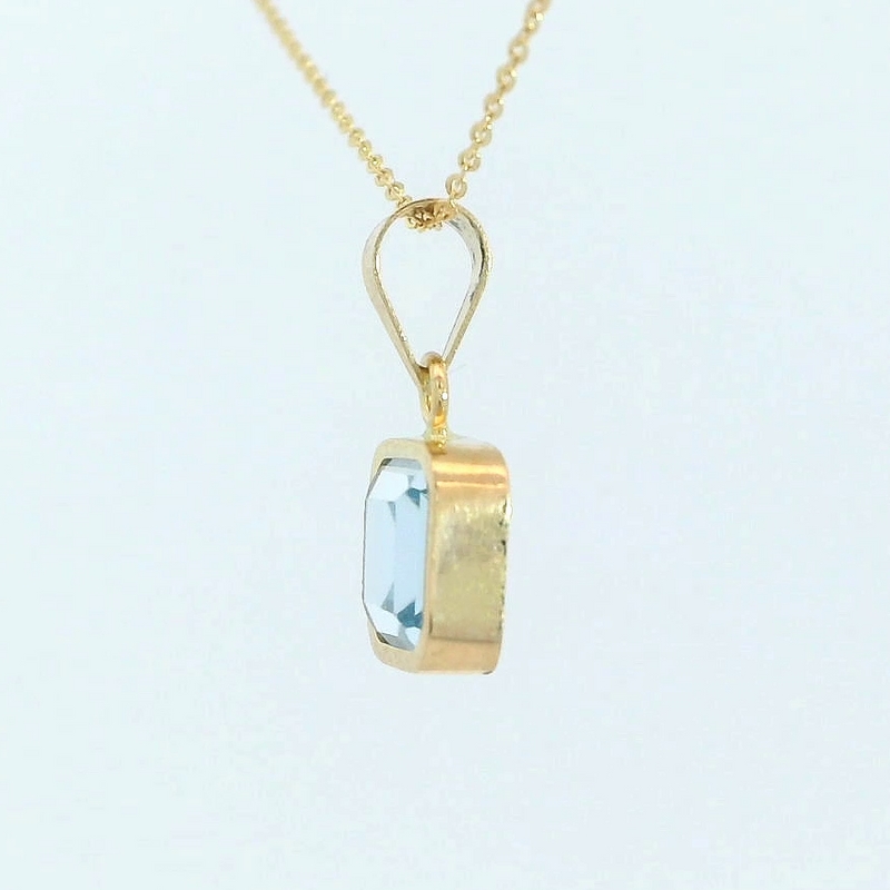 COLGANTE CUADRADO 6x6 MM PIEDRA COLOR  AGUA MARINA