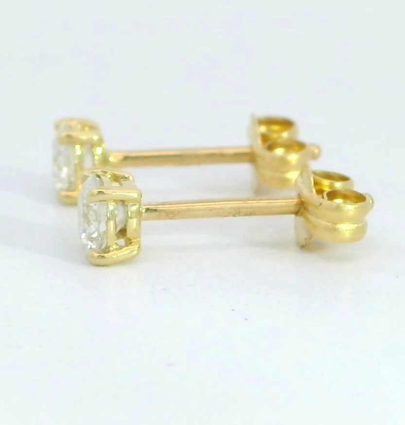 PENDIENTES GARRA FUNDICION  5MM.BRILLANTES H-SI 1. 0.40 CT TW.