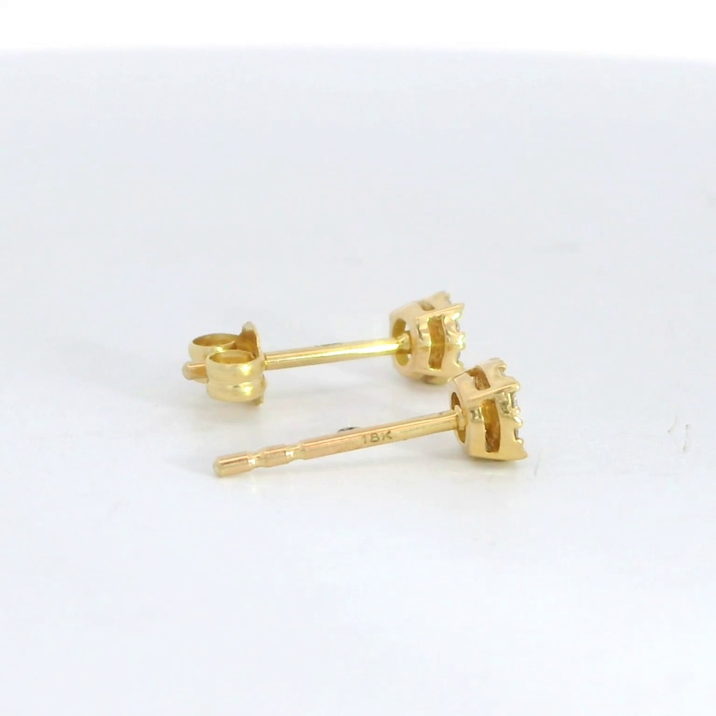 PENDIENTES BRILLANTES Di 2 RD 0.06 DI 18 RD SI H 0.09 CT.0.15 CT TW