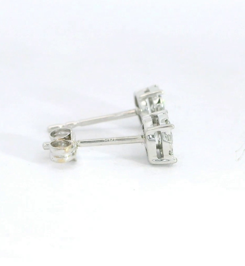 PENDIENTES BRILLANTES Di 2 RD 0.145 DI 18 RD SI H 0.185 CT.0.33 CT TW