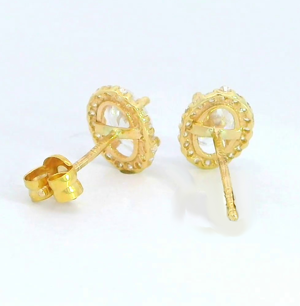 PENDIENTES CUAJO OVAL CON CIRCONITAS. 10MM. PRESION.9K