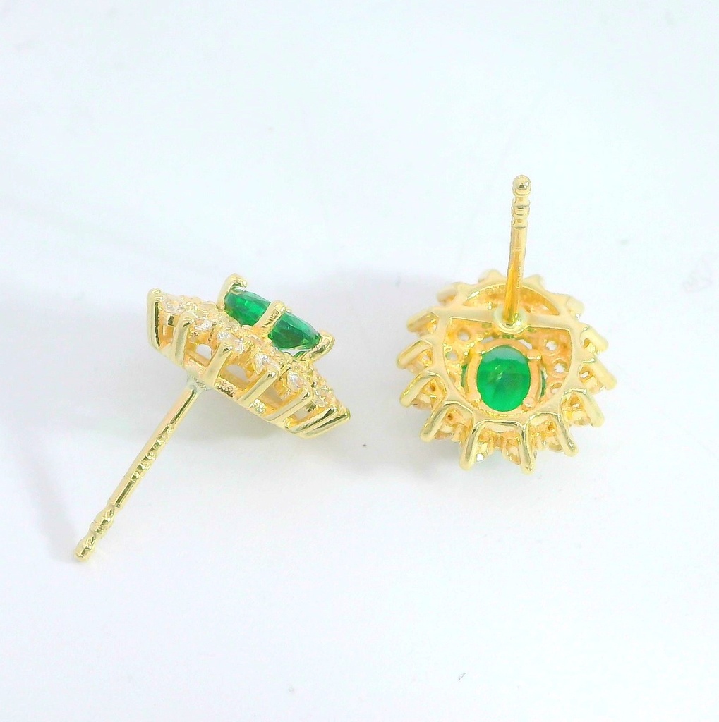 PENDIENTES CUAJO CIRCONITAS Y  NANO ESMERALDA DE 5x4MM.9 KILATES