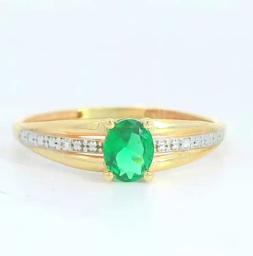 SORTIJA NANO ESMERALDA DE 5x4MM. 9KILATES