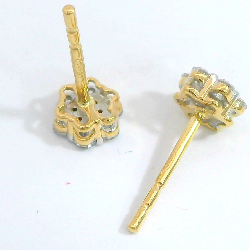 PENDIENTES BRILLANTES Di 17 RD 0.04 DI 6 RD SI H 0.13 6 RD 0.01 CTS