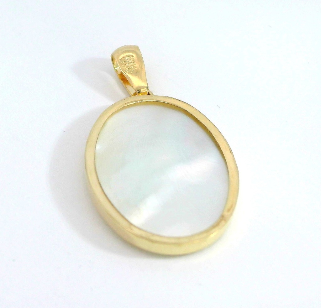 MEDALLA VIRGEN NIÑA OVAL  CON NACAR ,18x14 MM.9KILATES