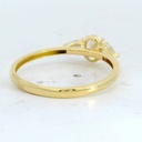 SORTIJA CIRCONITA CON GARRAS 6x4 .9 KILATES