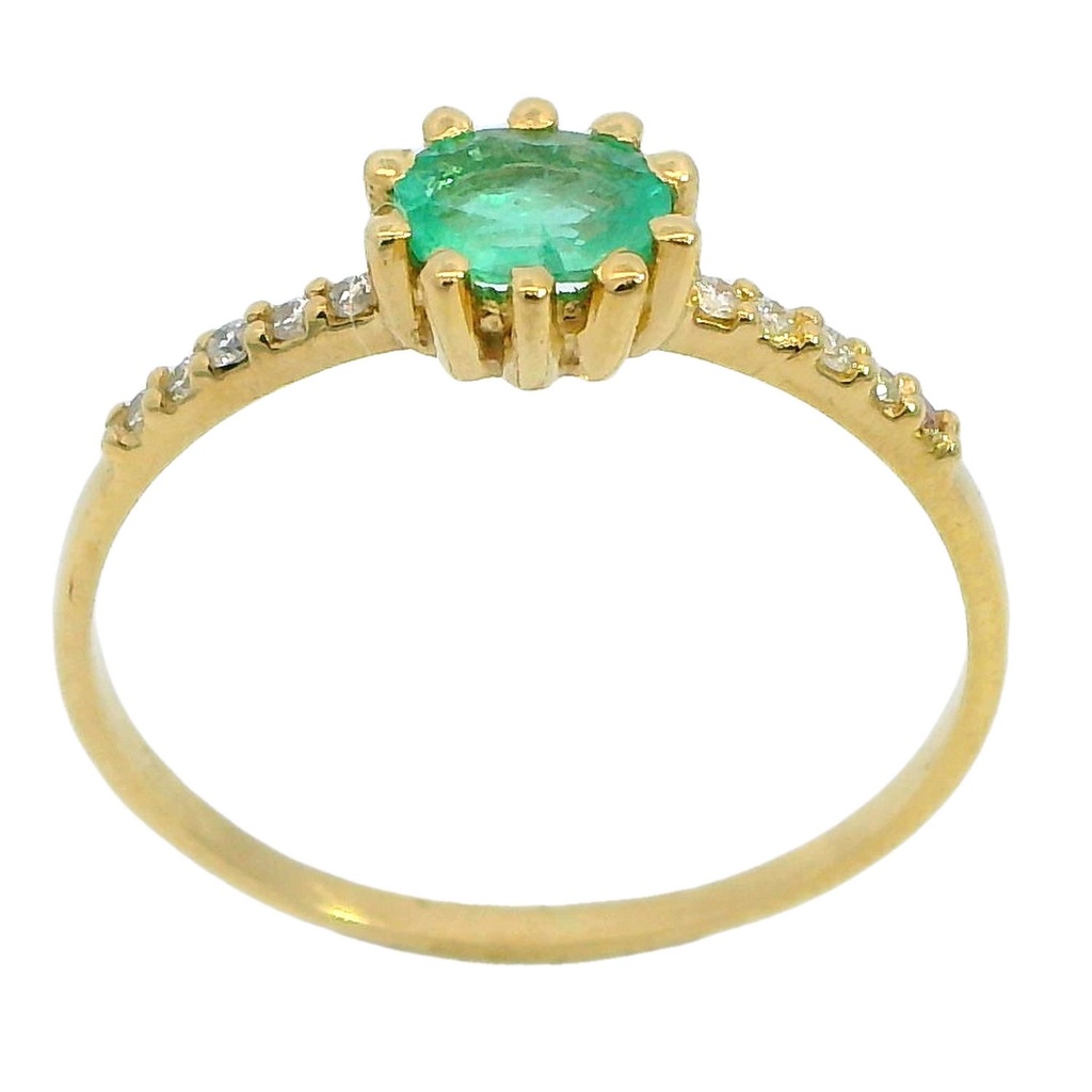 RING WITH 5x4MM OVAL EMERALD AND 10 1MM DIAMONDS H-SI 0.07 CT TW