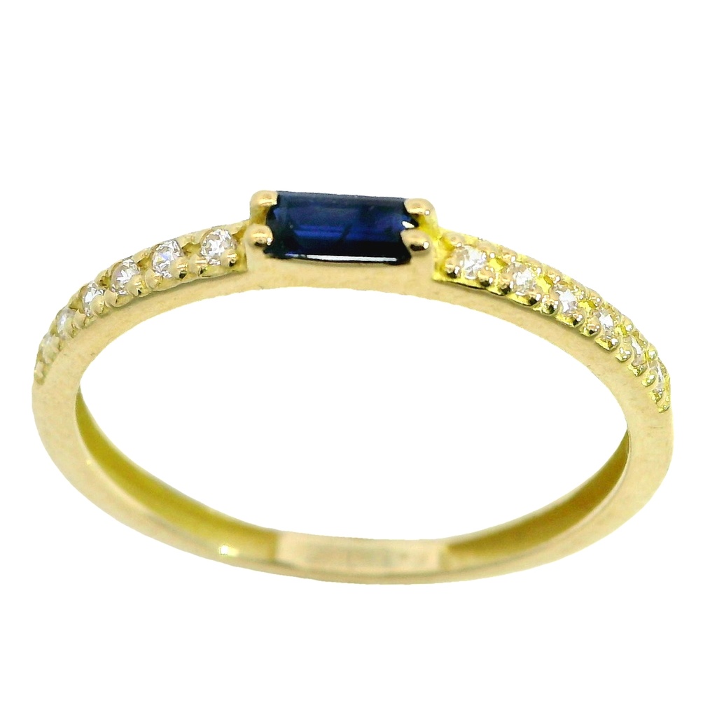 4x2MM SAPPHIRE AND CZ RING.