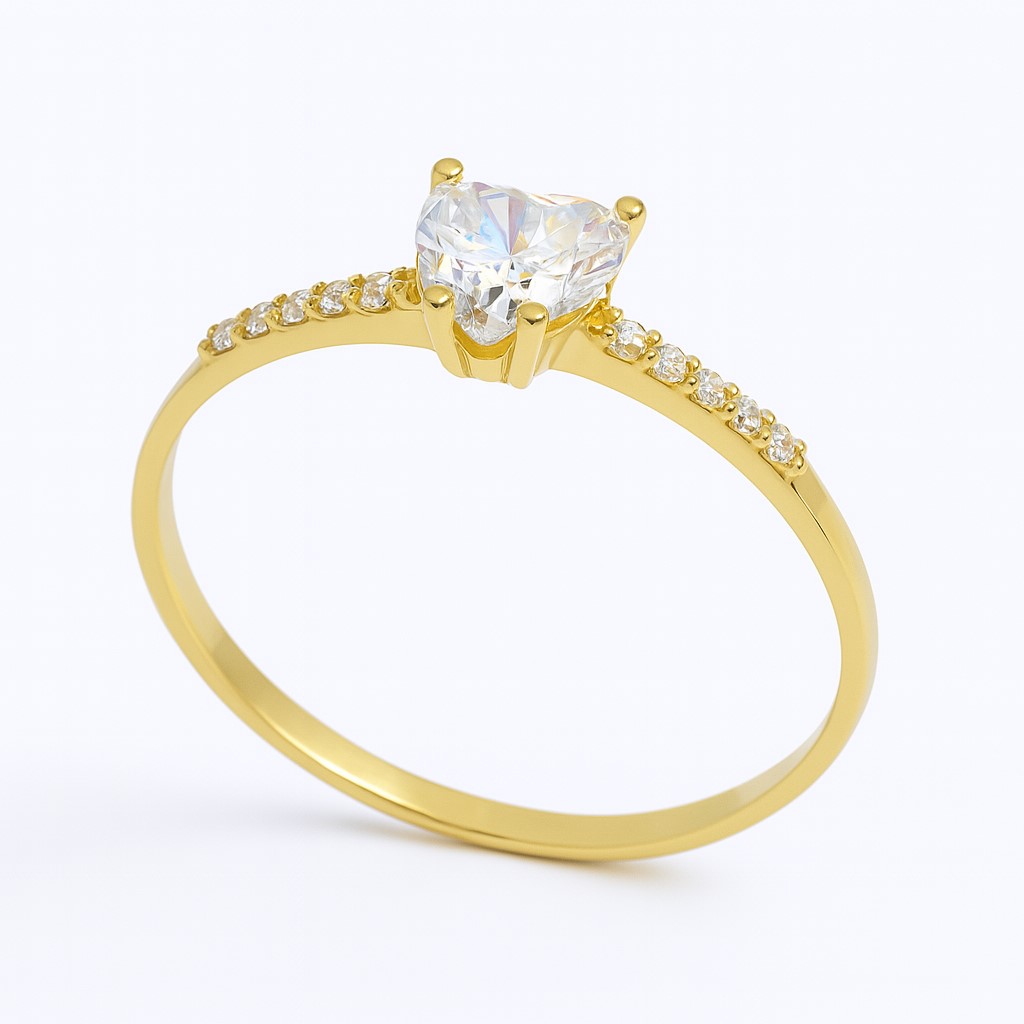 HEART CZ RING.