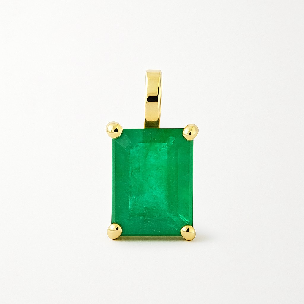 7x5MM EMERALD PENDANT.