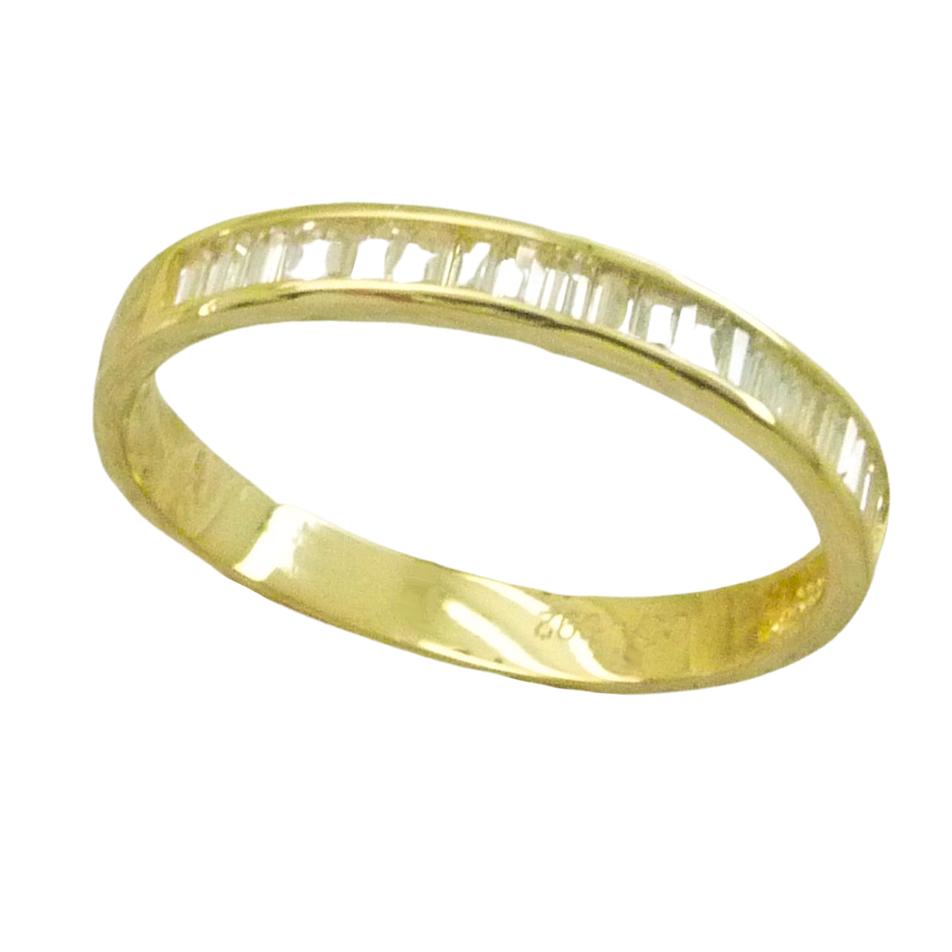 CARRE CZ HALF INFINITY RING.