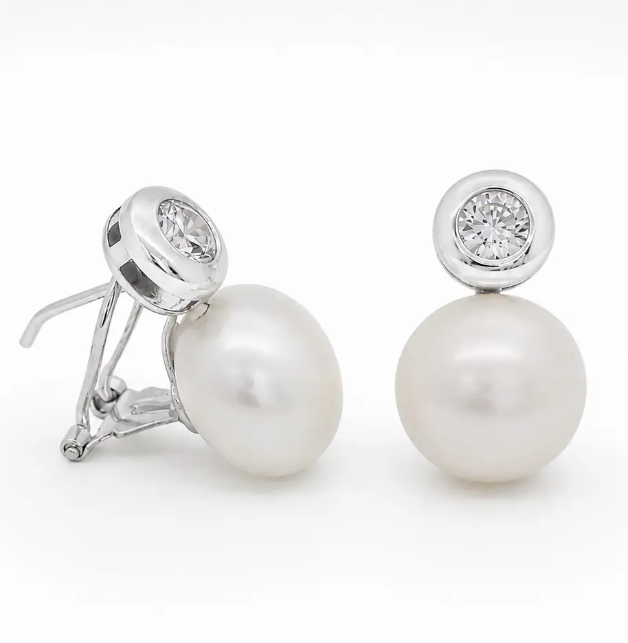 PENDIENTES CHATON ORO BLANCO 4MM Y PERLA 12MM.OMEGA Perla Cultivada