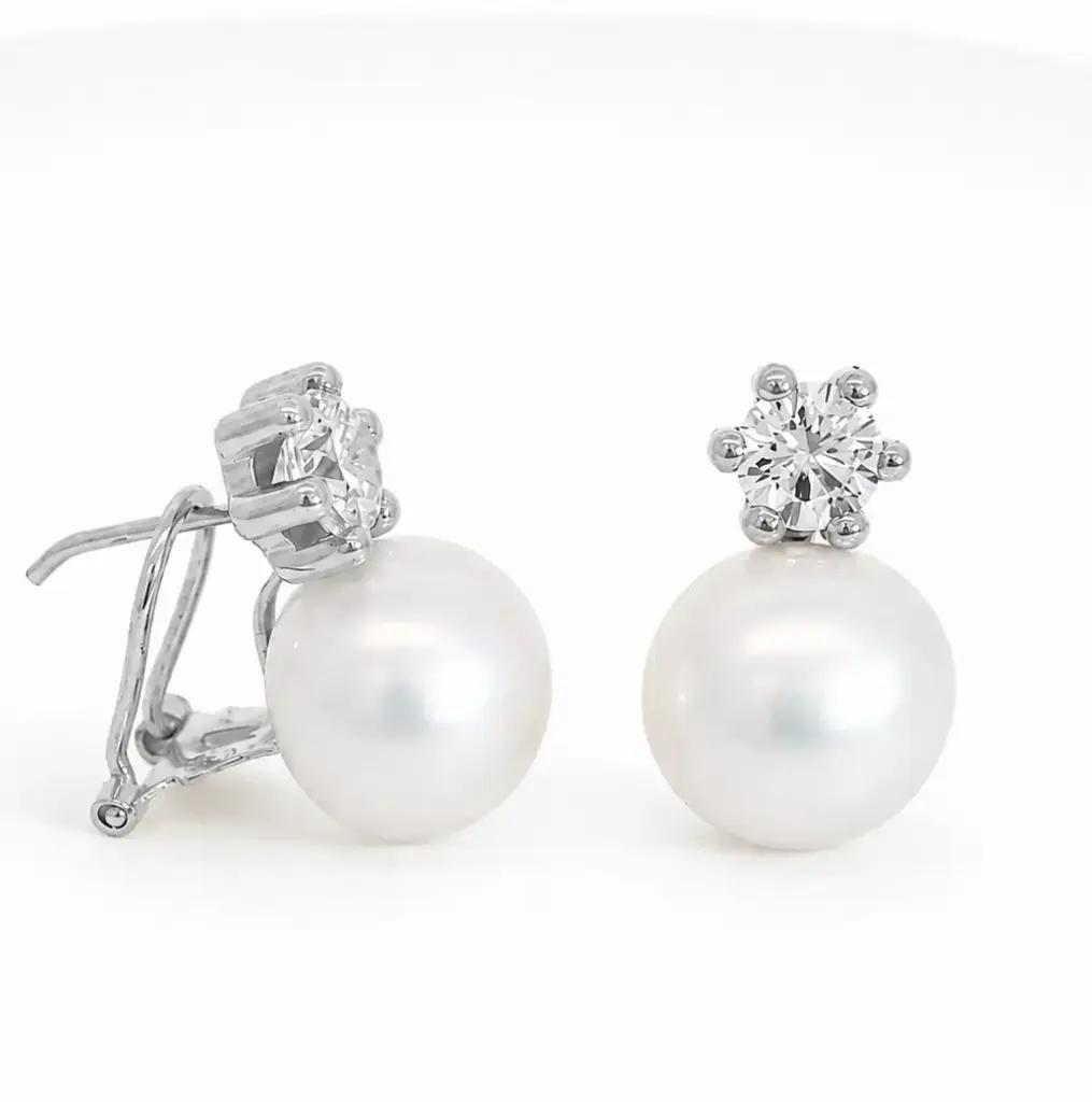 PENDIENTES GARRA 5MM Y PERLA DE 12MM.OMEGA.ORO BLANCO.