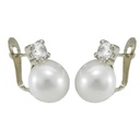 4MM CZ CLAW AND 9MM BUTTON FRESHWATER PEARL EARRINGS.