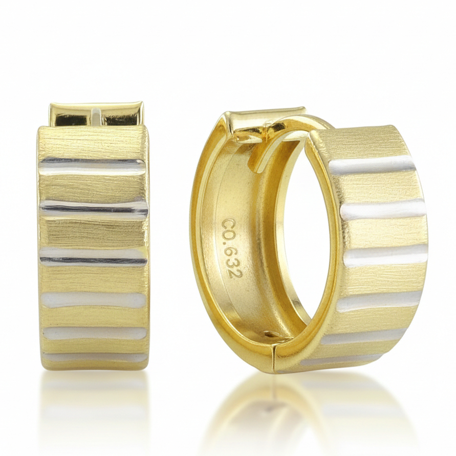 16x7MM TWO TONE CARVED HOOP EARRINGS.