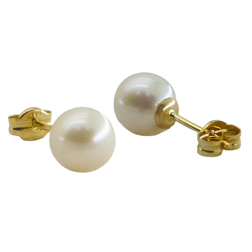 7/8MM ROUND FRESHWATER PEARL STUD EARRINGS.