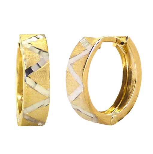 [5630] 15x4MM TWO TONE CARVED HUGGIE EARRINGS.